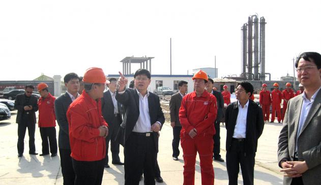 東營市委副書記、市長趙豪志到公司項目工地現(xiàn)場辦公